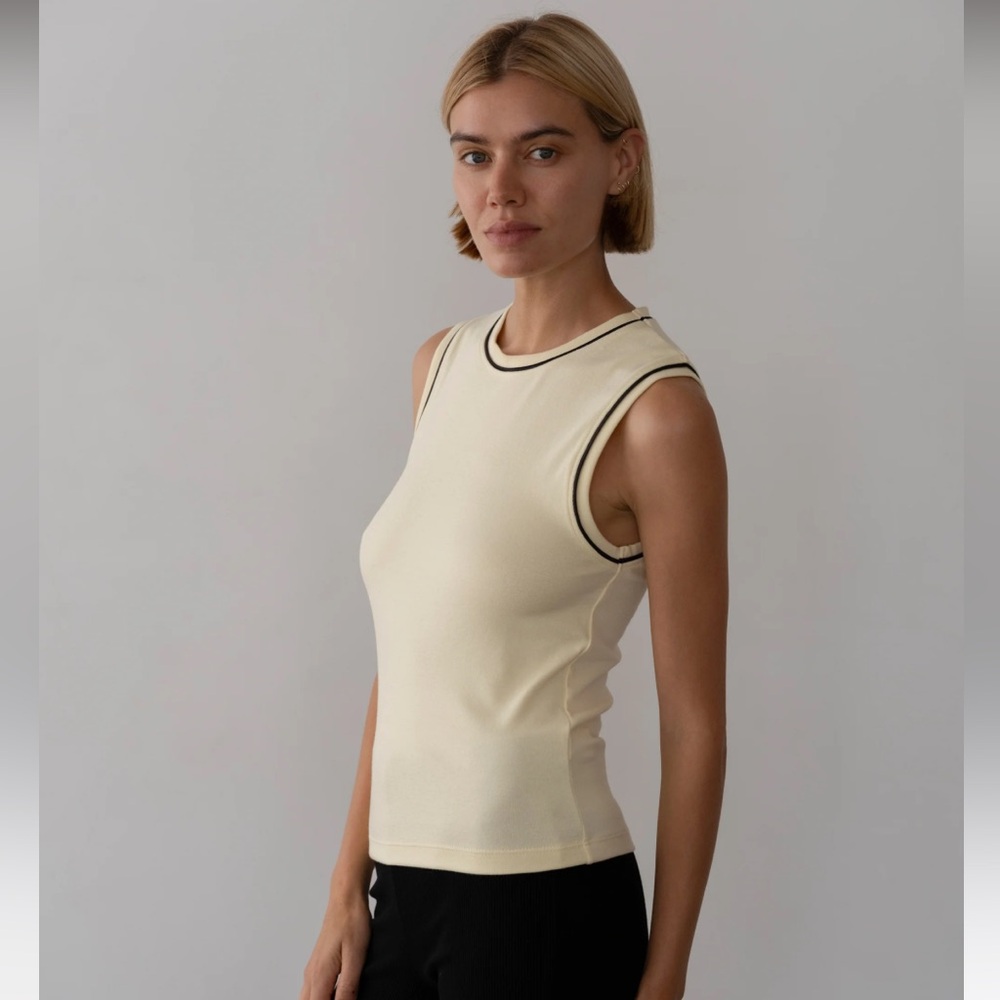DONNI The Baby Rib Contrast Tank - Picture 5 of 6